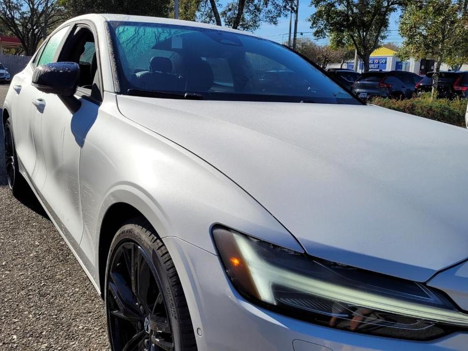 new 2024 Volvo S60 car, priced at $46,675