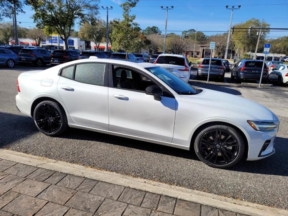 new 2024 Volvo S60 car, priced at $46,675