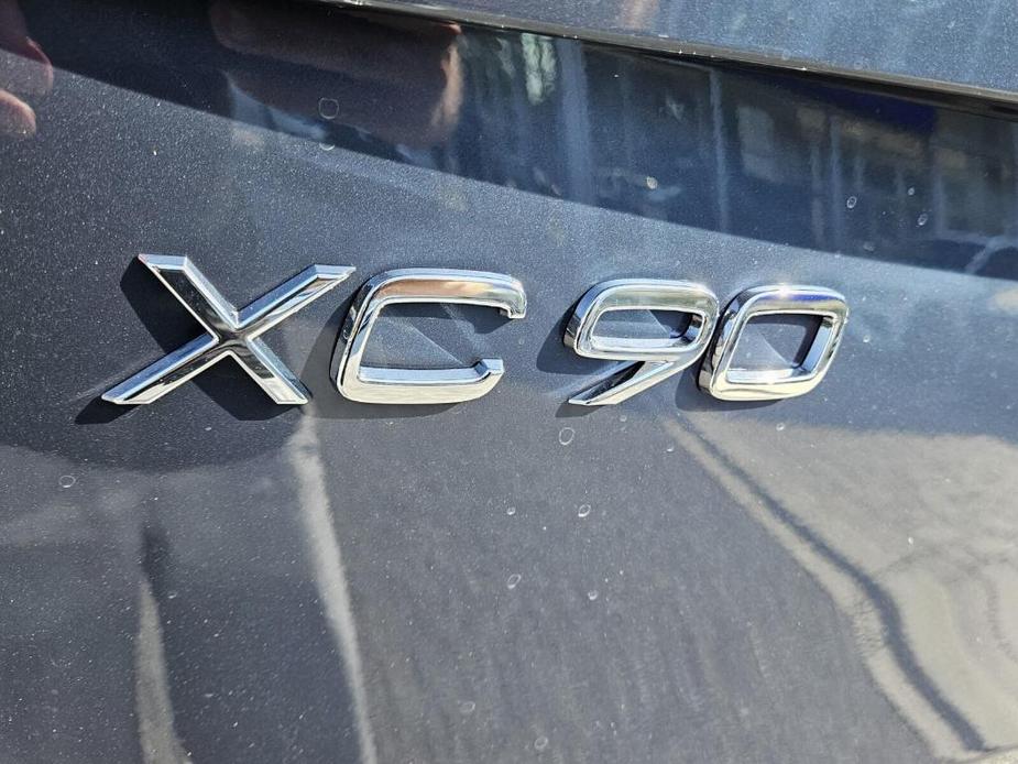 new 2025 Volvo XC90 car, priced at $82,265