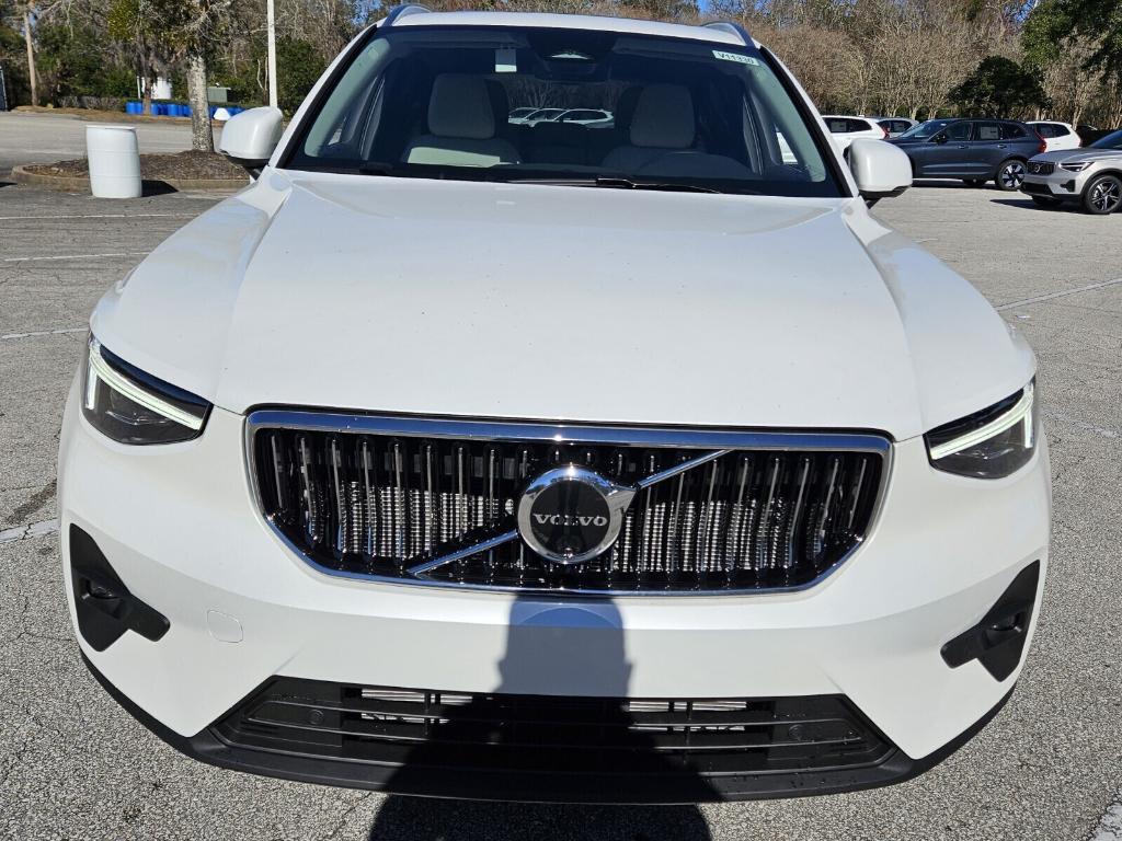 new 2025 Volvo XC40 car, priced at $48,565