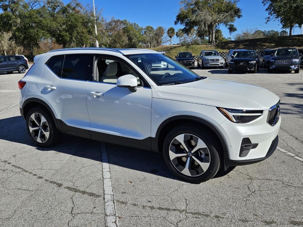 new 2025 Volvo XC40 car, priced at $48,565