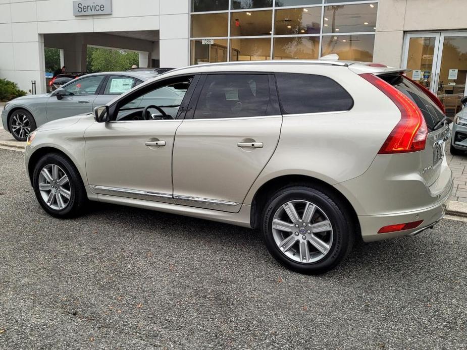 used 2017 Volvo XC60 car, priced at $16,495
