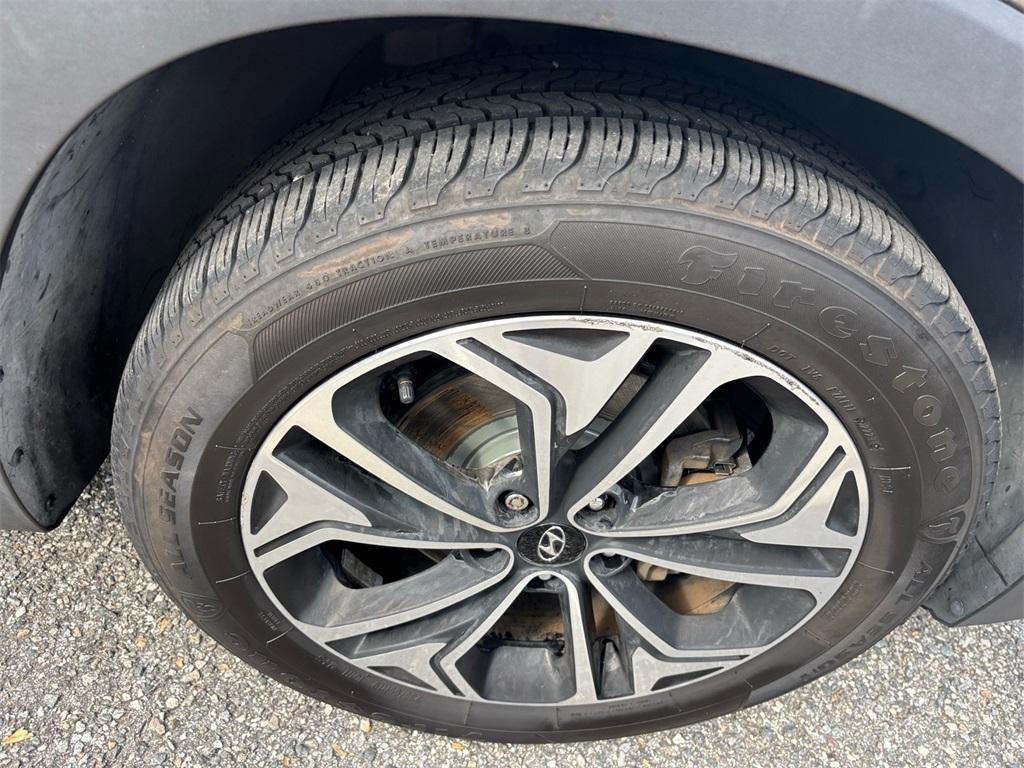 used 2019 Hyundai Santa Fe car, priced at $17,490