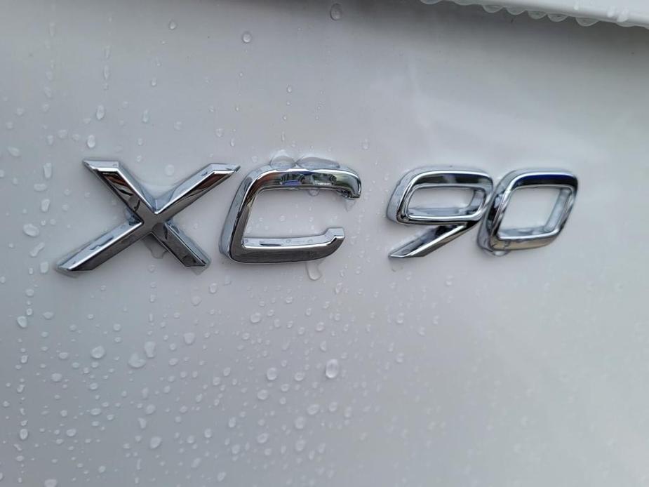 new 2024 Volvo XC90 car, priced at $63,270