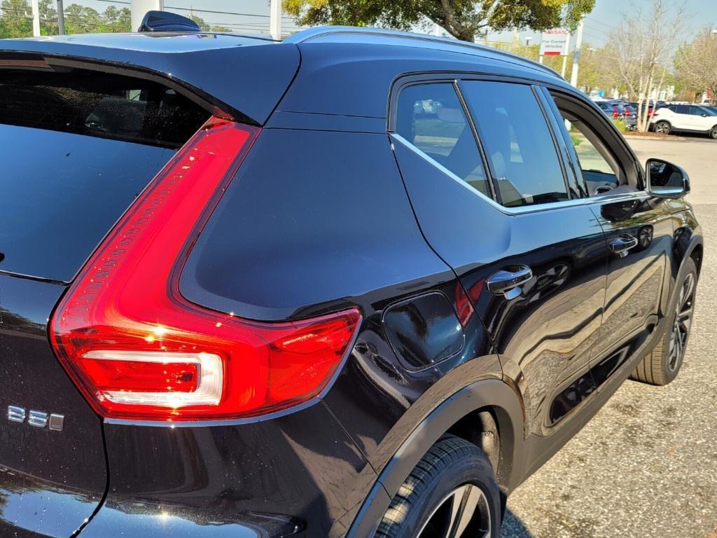 new 2024 Volvo XC40 car, priced at $47,975