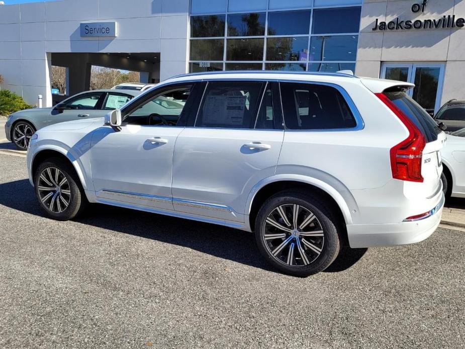 new 2024 Volvo XC90 car, priced at $59,670