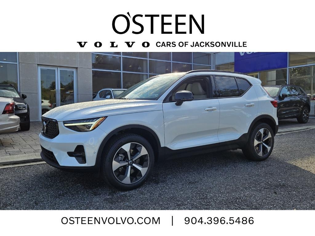 new 2025 Volvo XC40 car, priced at $48,315