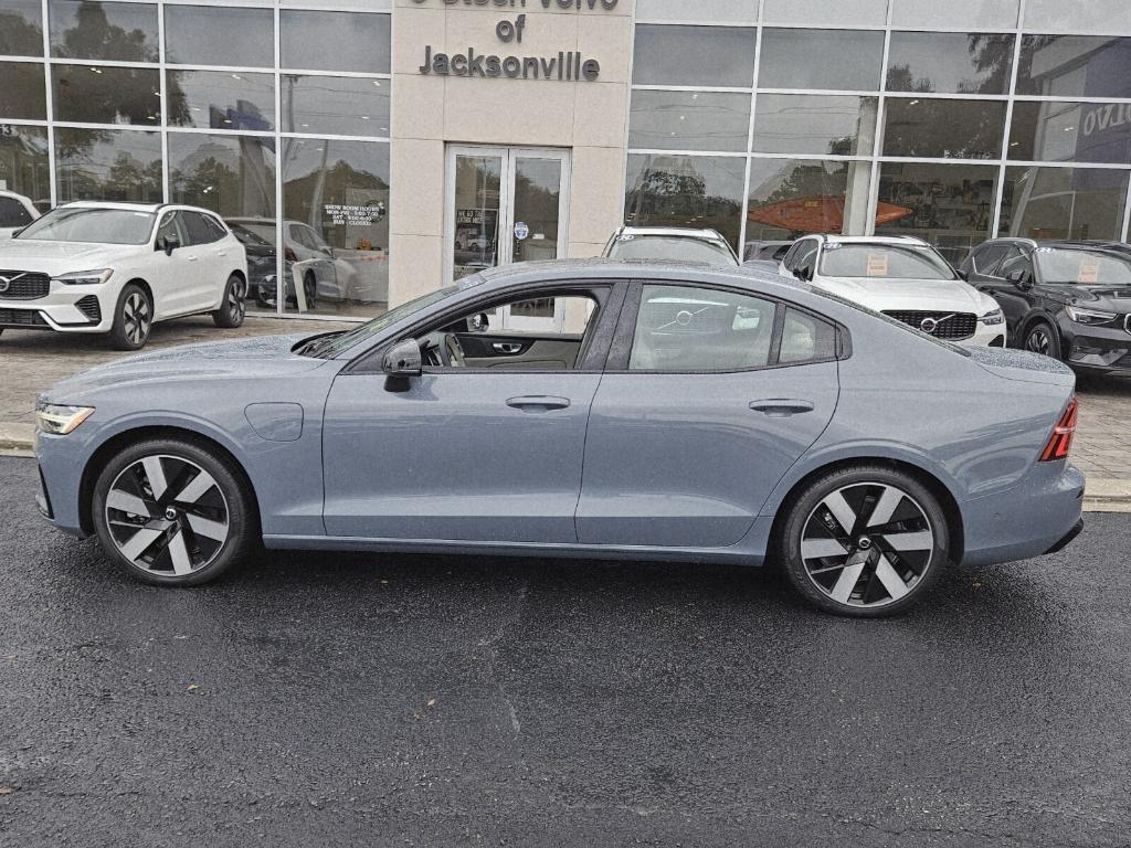 used 2024 Volvo S60 Recharge Plug-In Hybrid car, priced at $44,995