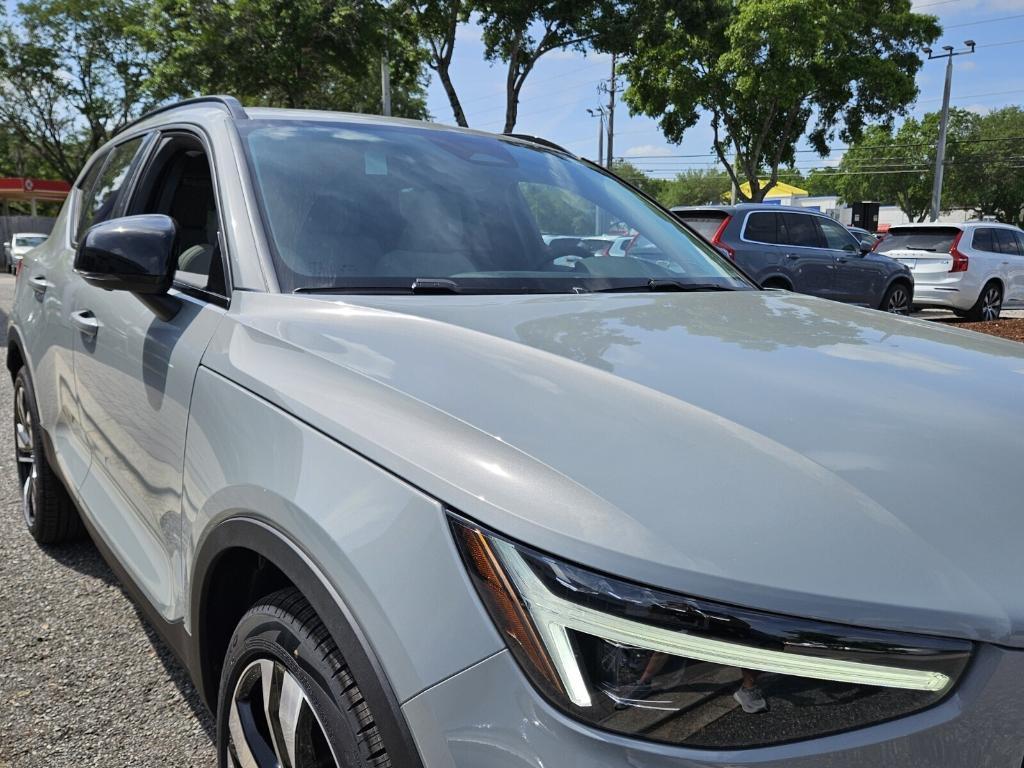 new 2025 Volvo XC40 car, priced at $51,565