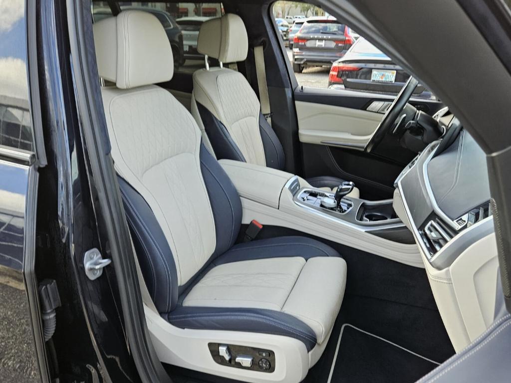 used 2022 BMW X7 car, priced at $47,995