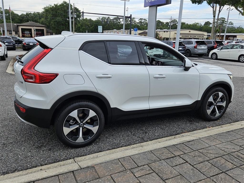 new 2025 Volvo XC40 car, priced at $45,485