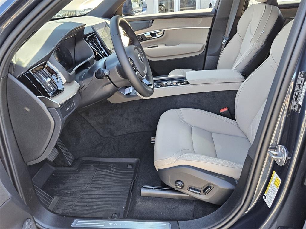 new 2025 Volvo XC90 Plug-In Hybrid car, priced at $78,805