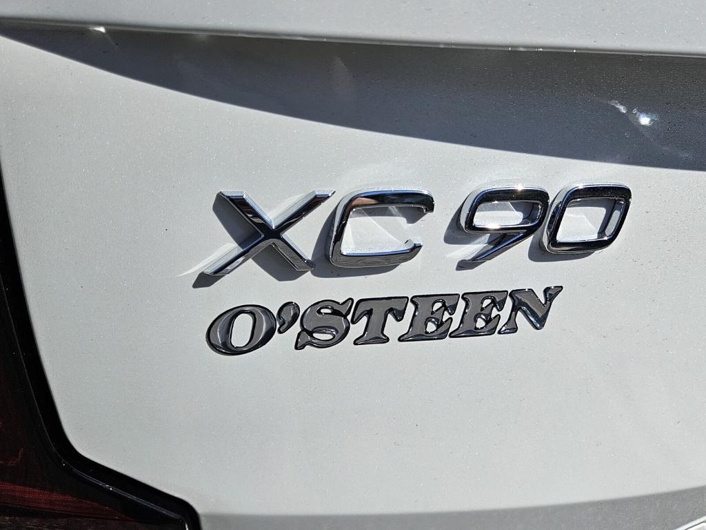 new 2025 Volvo XC90 car, priced at $69,155