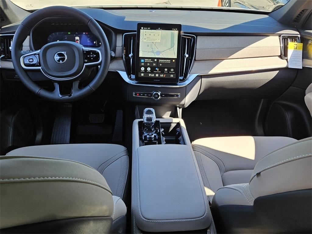 new 2025 Volvo XC90 car, priced at $69,155