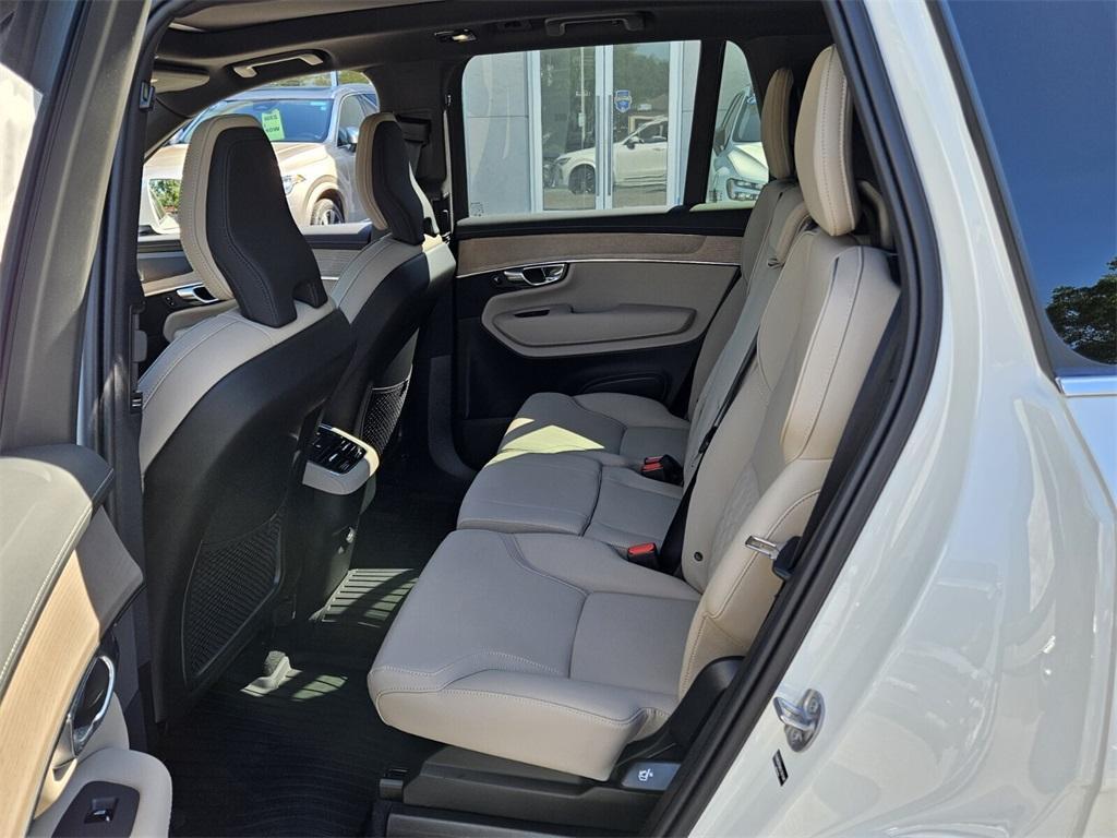 new 2025 Volvo XC90 car, priced at $69,155