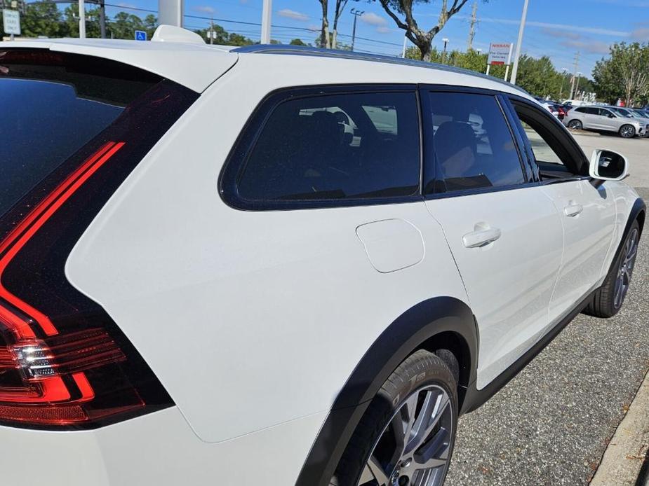 new 2025 Volvo V90 Cross Country car, priced at $73,335