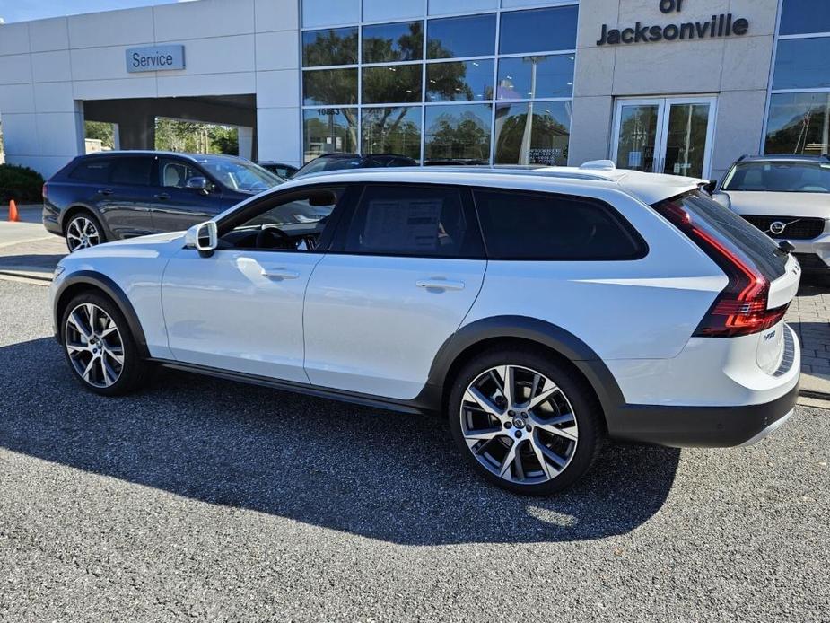 new 2025 Volvo V90 Cross Country car, priced at $73,335