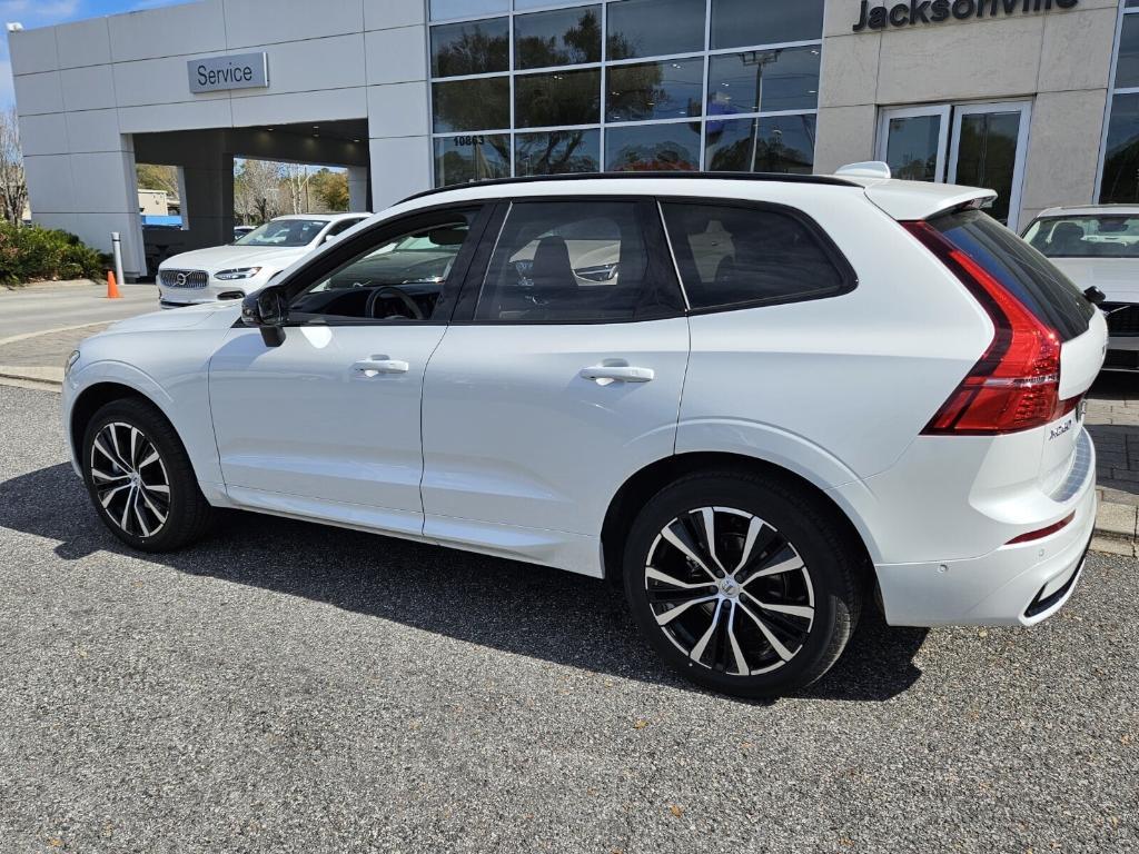 new 2025 Volvo XC60 car, priced at $54,610