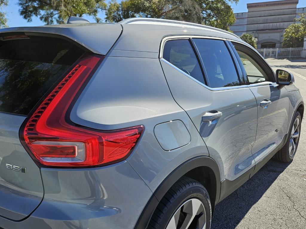 new 2025 Volvo XC40 car, priced at $46,795