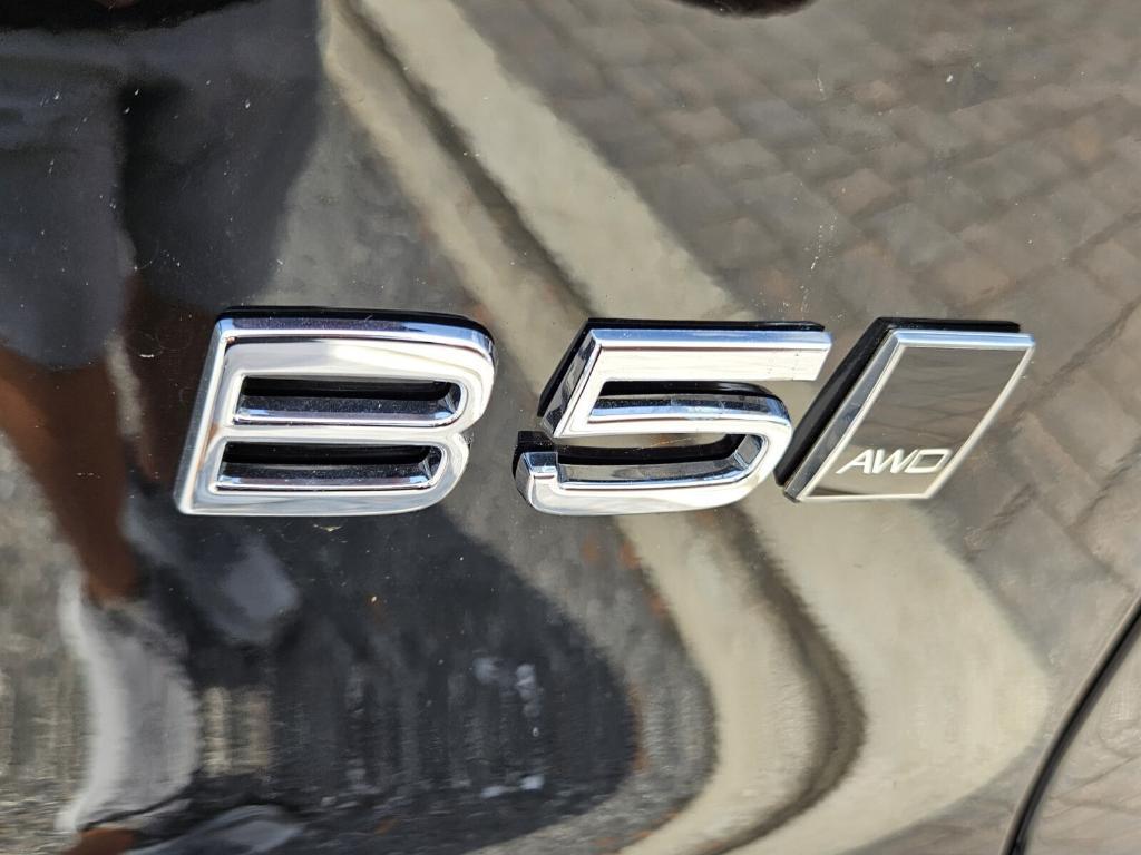 new 2025 Volvo XC40 car, priced at $51,565
