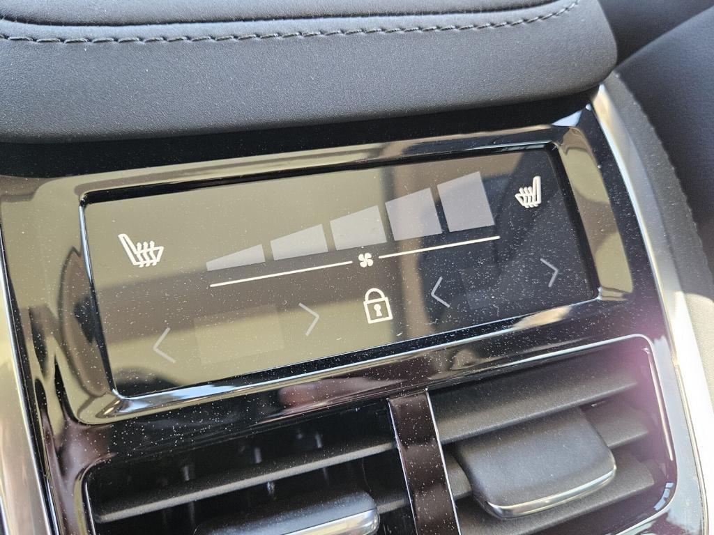 new 2025 Volvo XC90 Plug-In Hybrid car, priced at $78,805