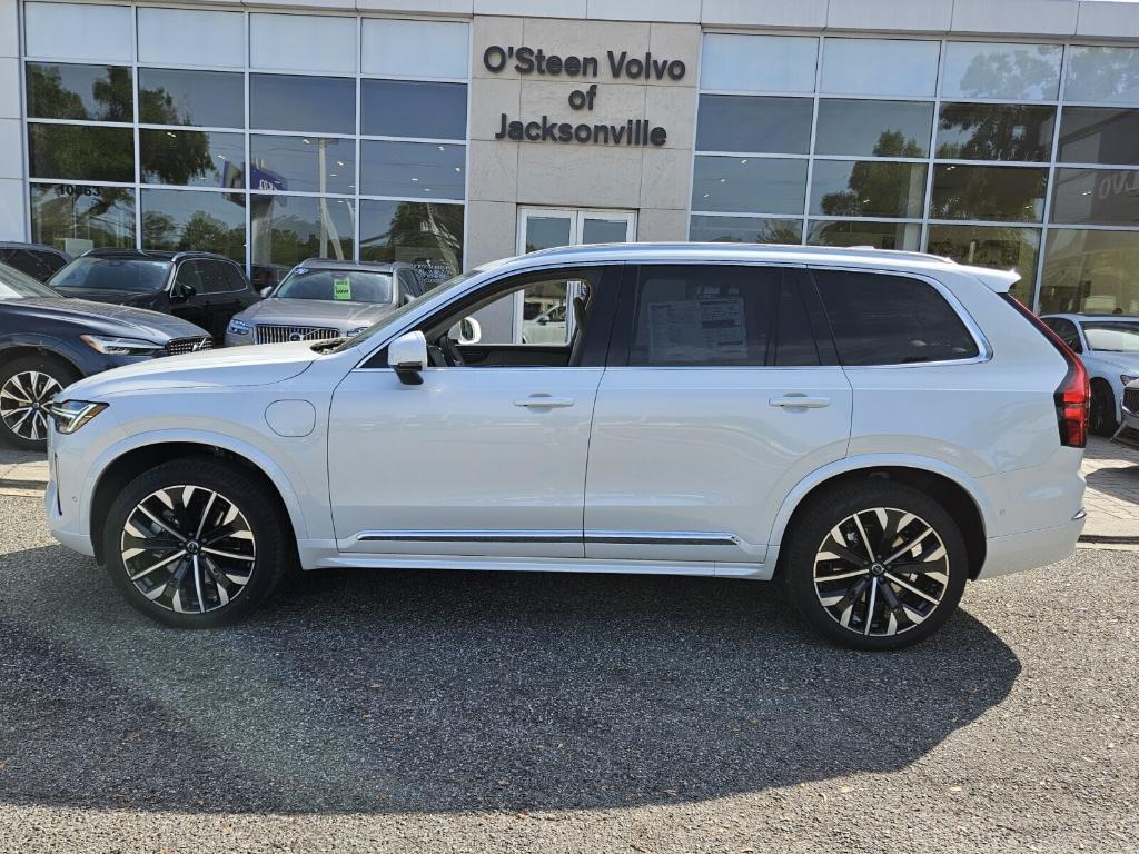new 2025 Volvo XC90 Plug-In Hybrid car, priced at $82,405
