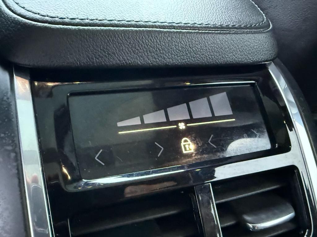 used 2020 Volvo XC90 car, priced at $20,995