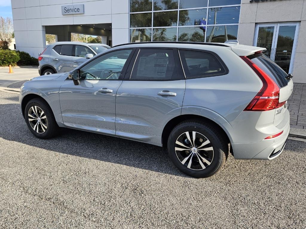 new 2025 Volvo XC60 car, priced at $48,345