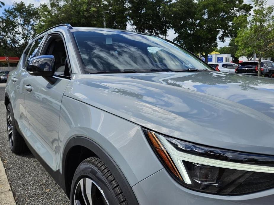 new 2025 Volvo XC40 car, priced at $50,040