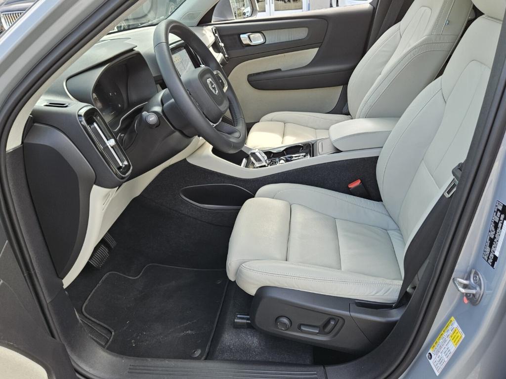 used 2024 Volvo XC40 car, priced at $37,995