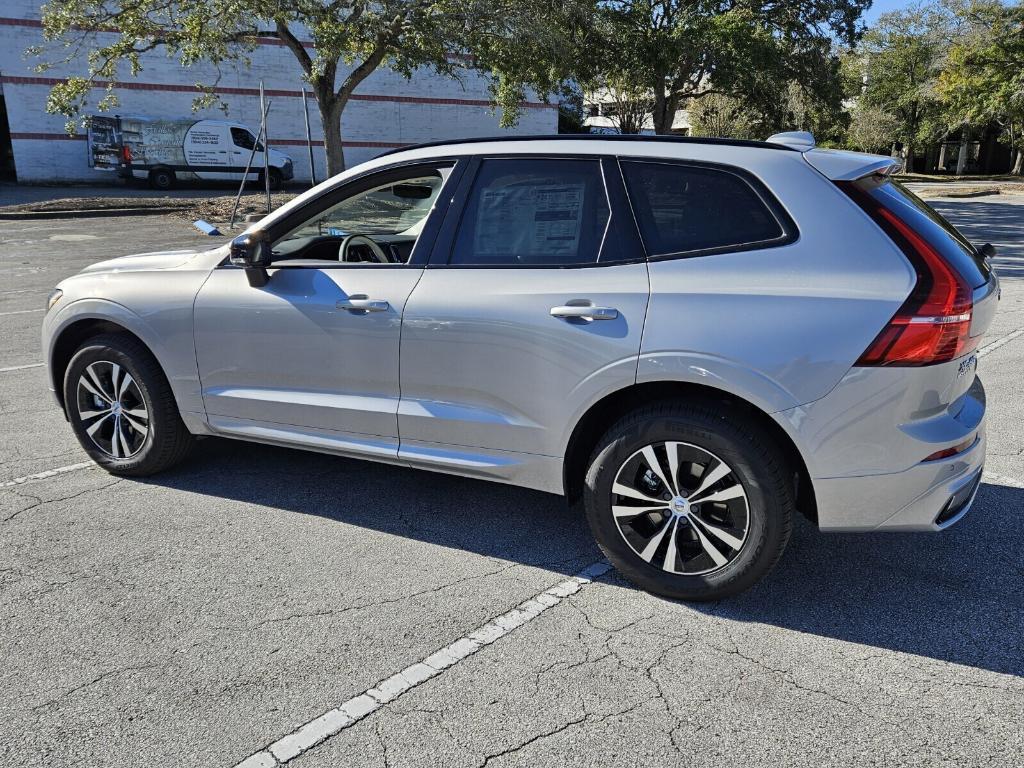 new 2025 Volvo XC60 car, priced at $48,345