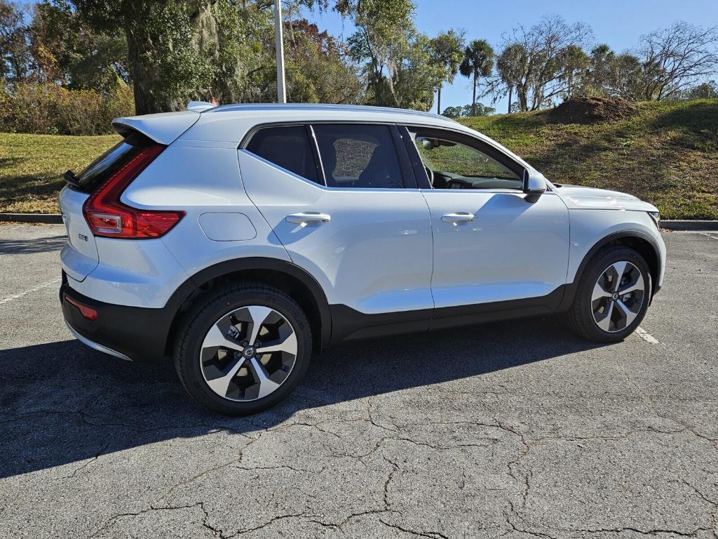 new 2025 Volvo XC40 car, priced at $48,350