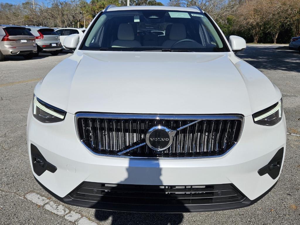 new 2025 Volvo XC40 car, priced at $48,350