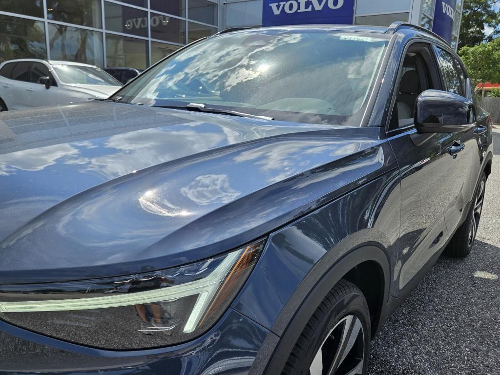 new 2026 Volvo XC40 car, priced at $53,200