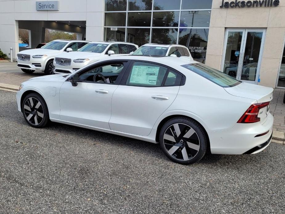 used 2024 Volvo S60 Recharge Plug-In Hybrid car