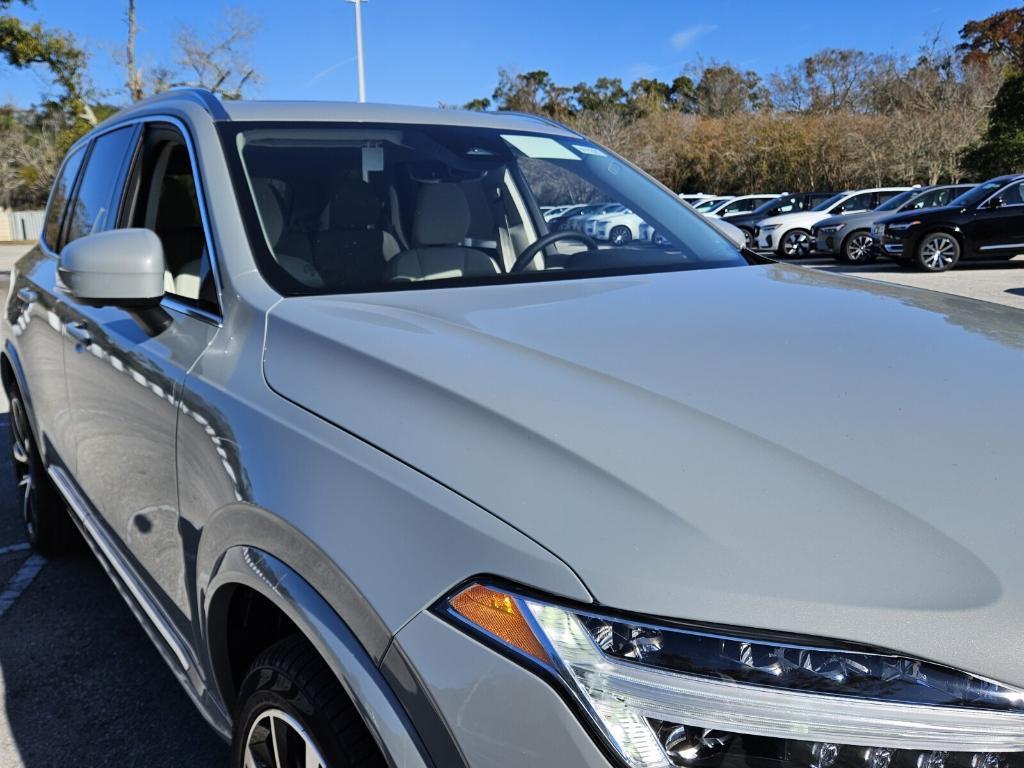 new 2025 Volvo XC90 car, priced at $67,265