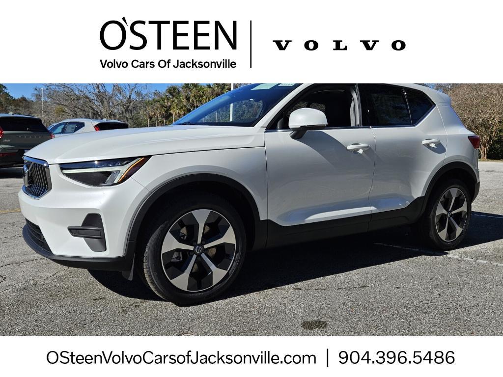 new 2025 Volvo XC40 car, priced at $45,465