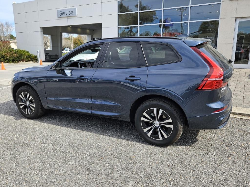 new 2025 Volvo XC60 car, priced at $48,345