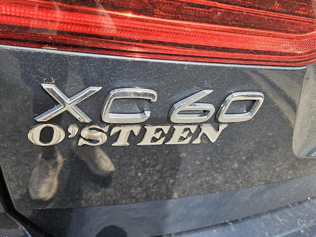 new 2025 Volvo XC60 car, priced at $48,345