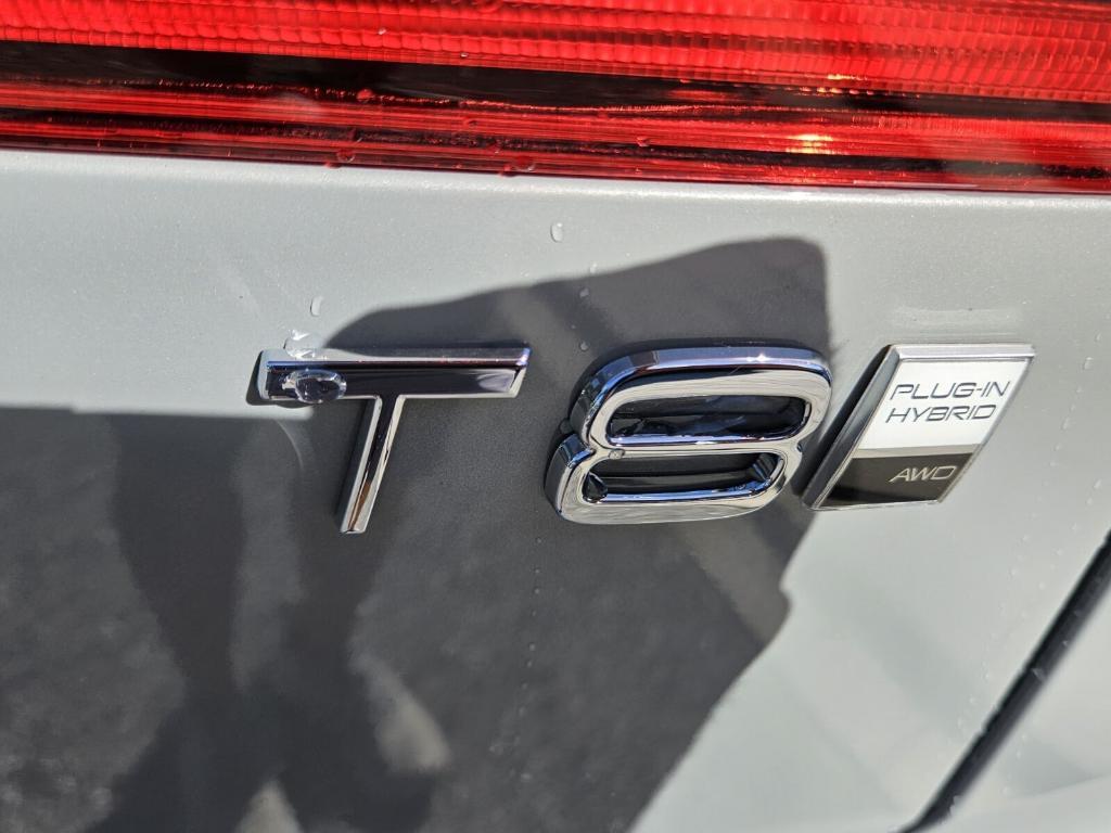 new 2026 Volvo XC60 car, priced at $75,235