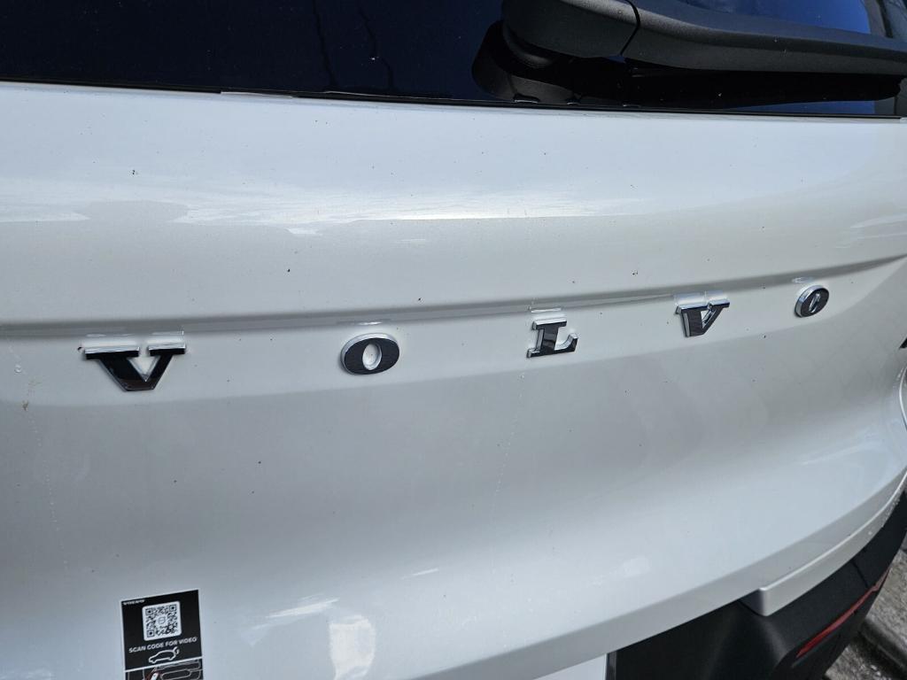 new 2025 Volvo XC40 car, priced at $49,790