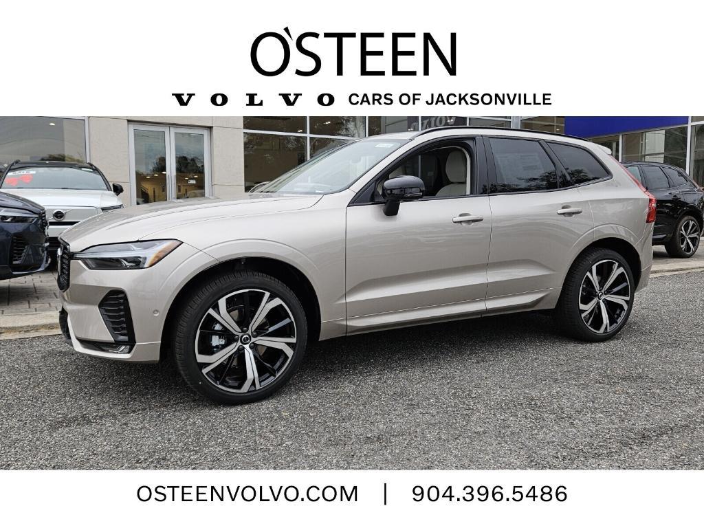 new 2025 Volvo XC60 car, priced at $59,885