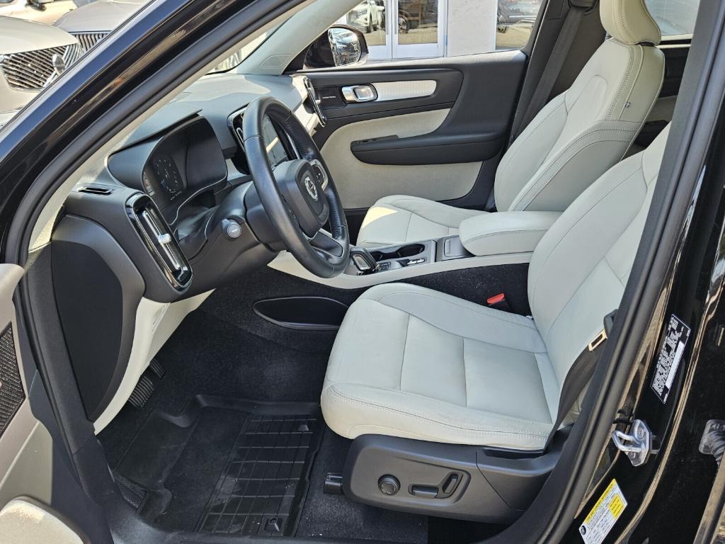 used 2019 Volvo XC40 car, priced at $21,495