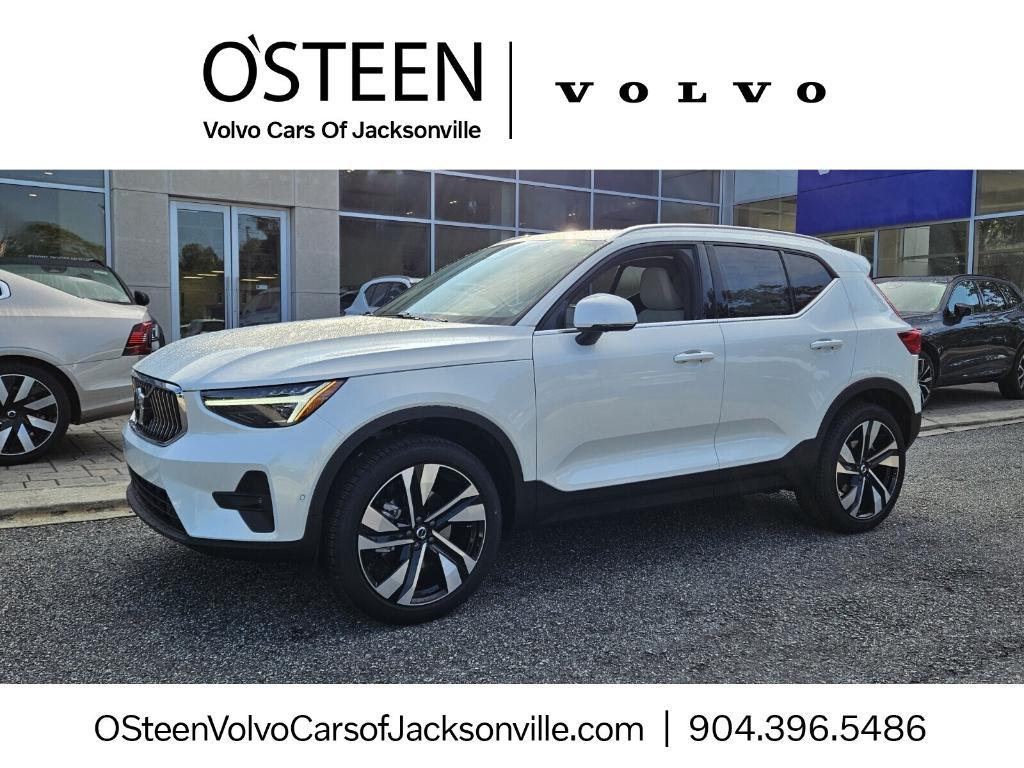 new 2025 Volvo XC40 car, priced at $51,215