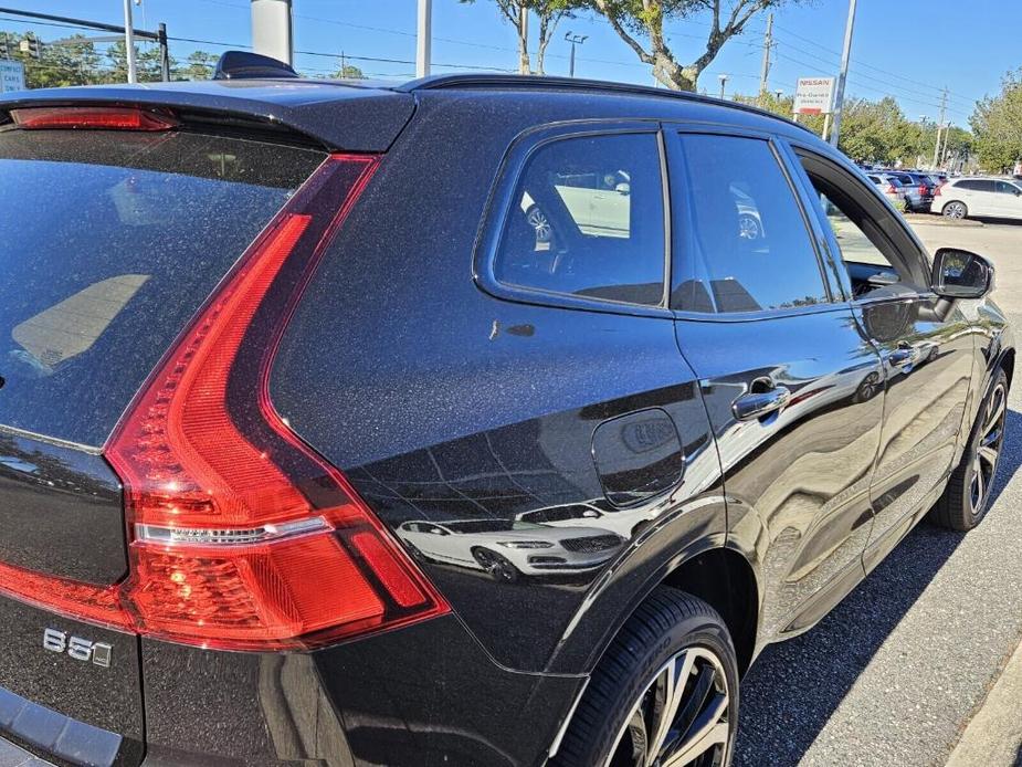 new 2025 Volvo XC60 car, priced at $59,885