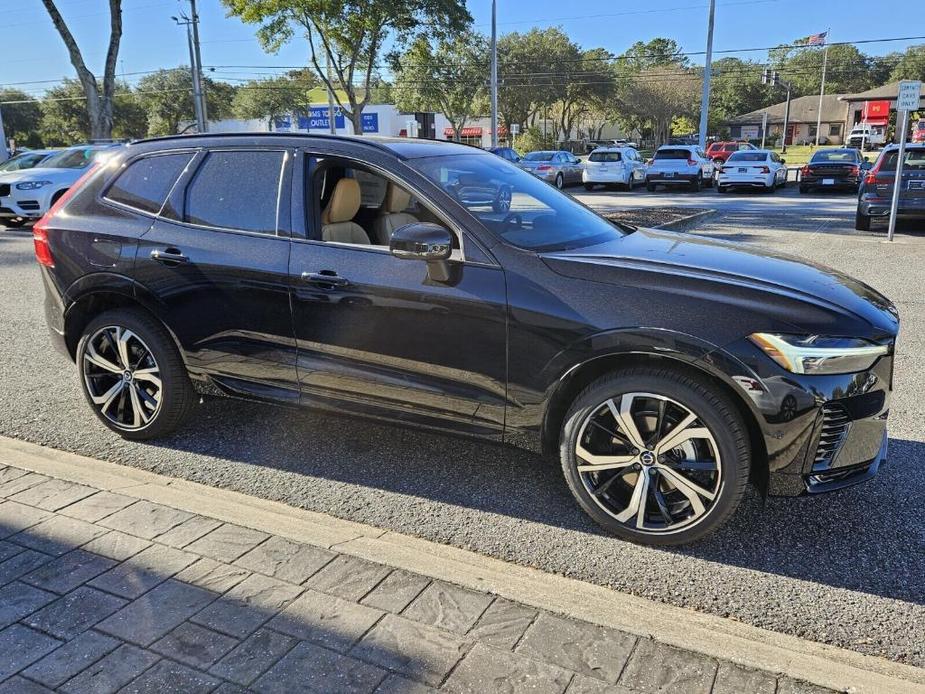 new 2025 Volvo XC60 car, priced at $59,885