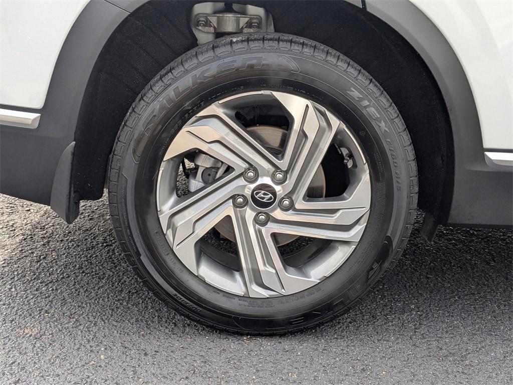 used 2022 Hyundai Santa Fe car, priced at $19,595