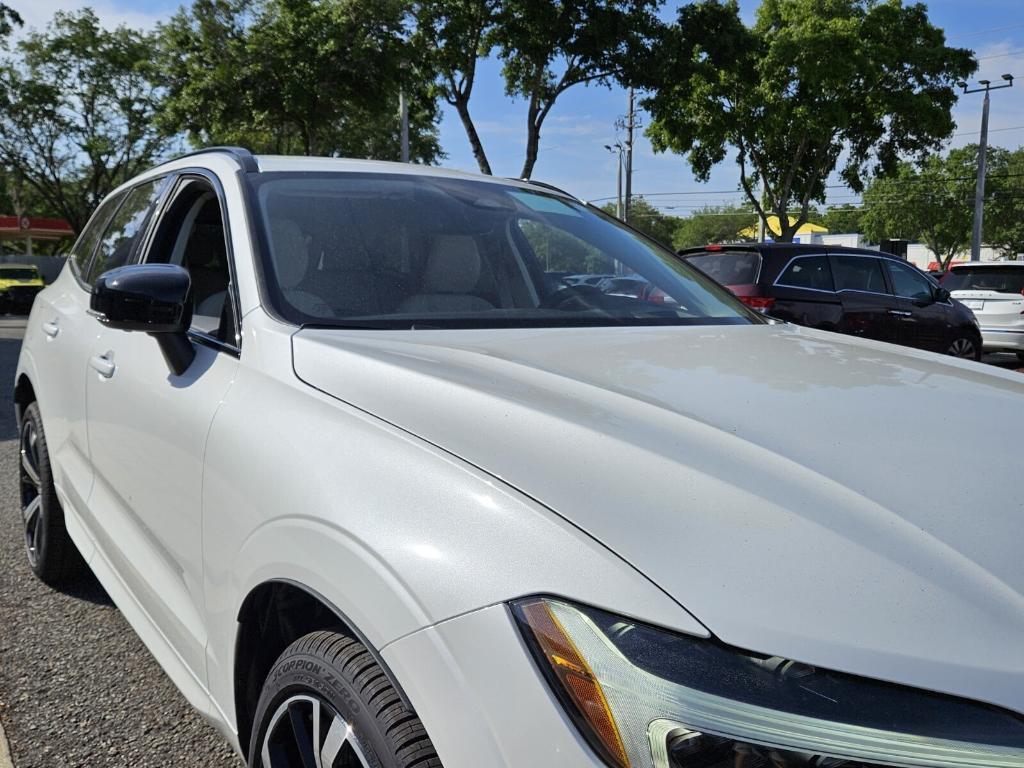 new 2025 Volvo XC60 car, priced at $60,660