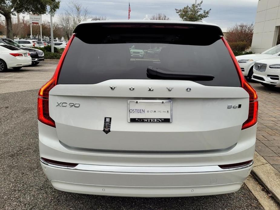 new 2024 Volvo XC90 car, priced at $71,630