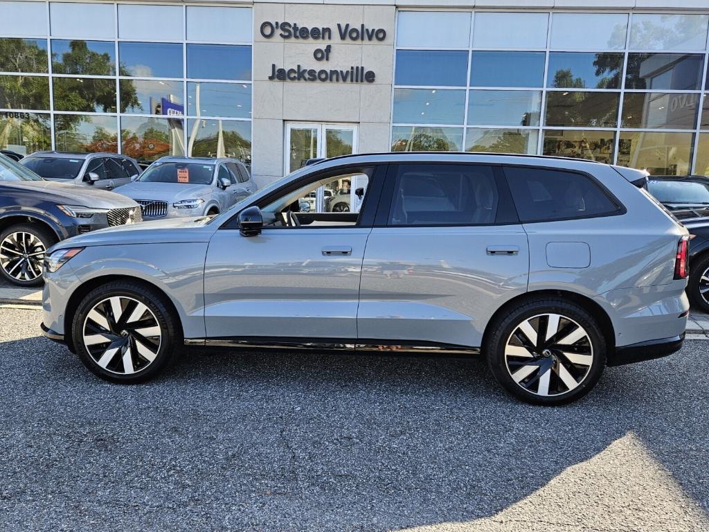 used 2025 Volvo EX90 car, priced at $70,995